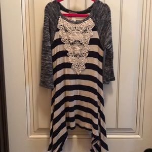 Super cute 4T dress 🛍 3 for $15